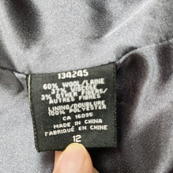 GUC Wool Red Coat - Picture 8 of 9